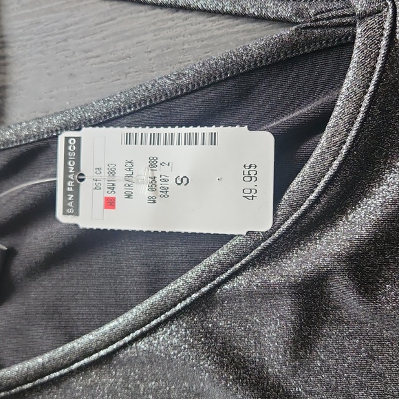 Tops - Picture 3 of 3